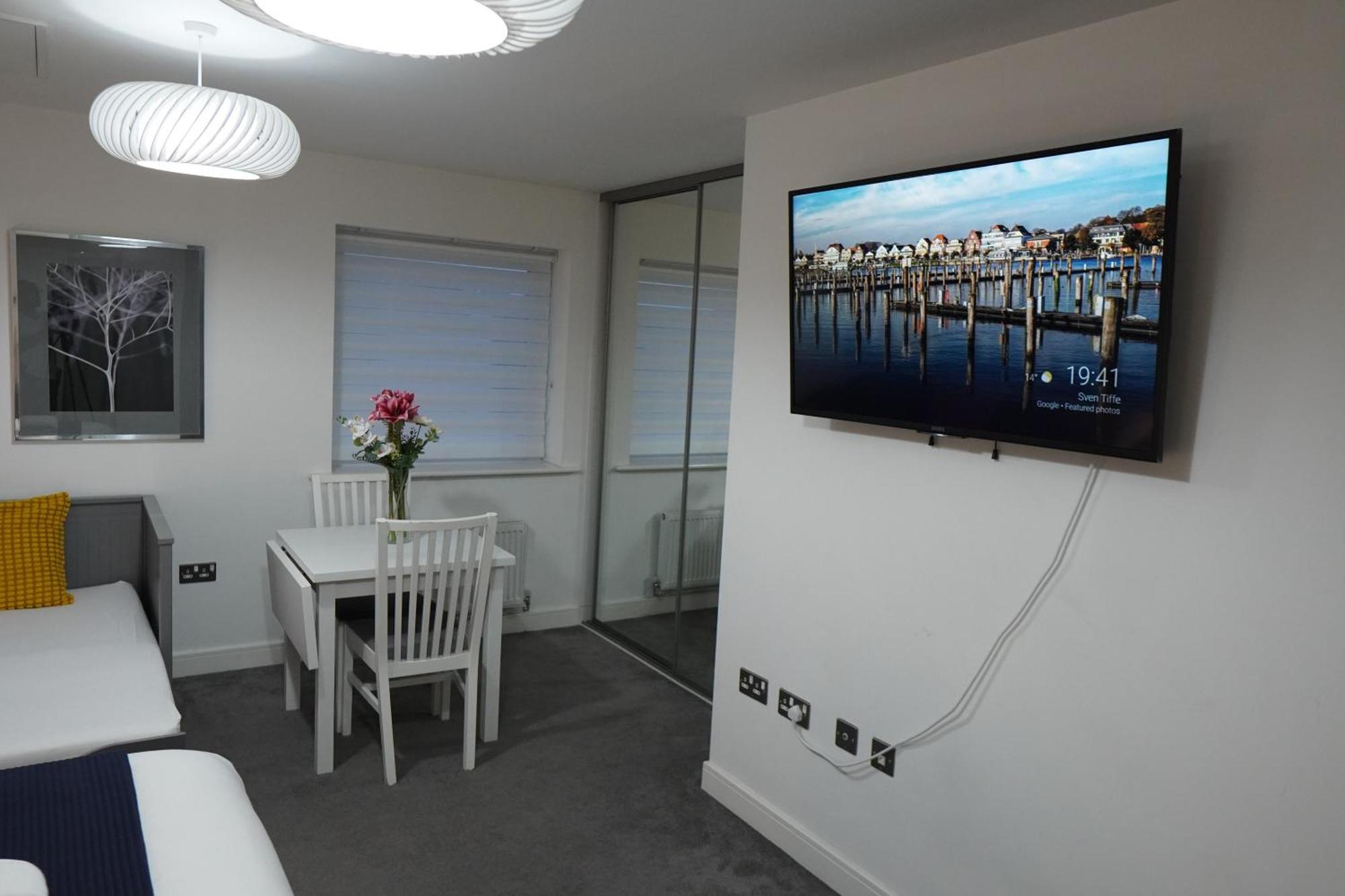 Luxury Rooms - Pick A Room - Free Parking & Kitchen Access, Near Etihad Stadium, The Coop Live & Piccadilly Station, Manchester Buitenkant foto