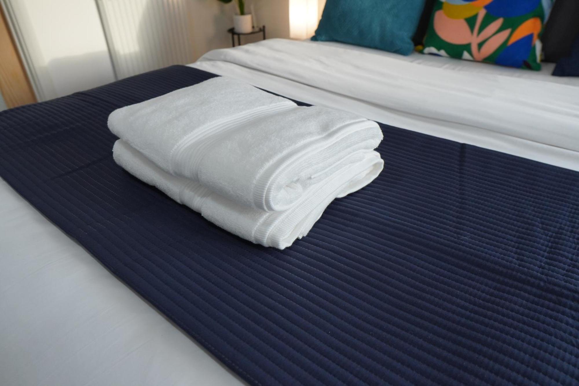 Luxury Rooms - Pick A Room - Free Parking & Kitchen Access, Near Etihad Stadium, The Coop Live & Piccadilly Station, Manchester Buitenkant foto