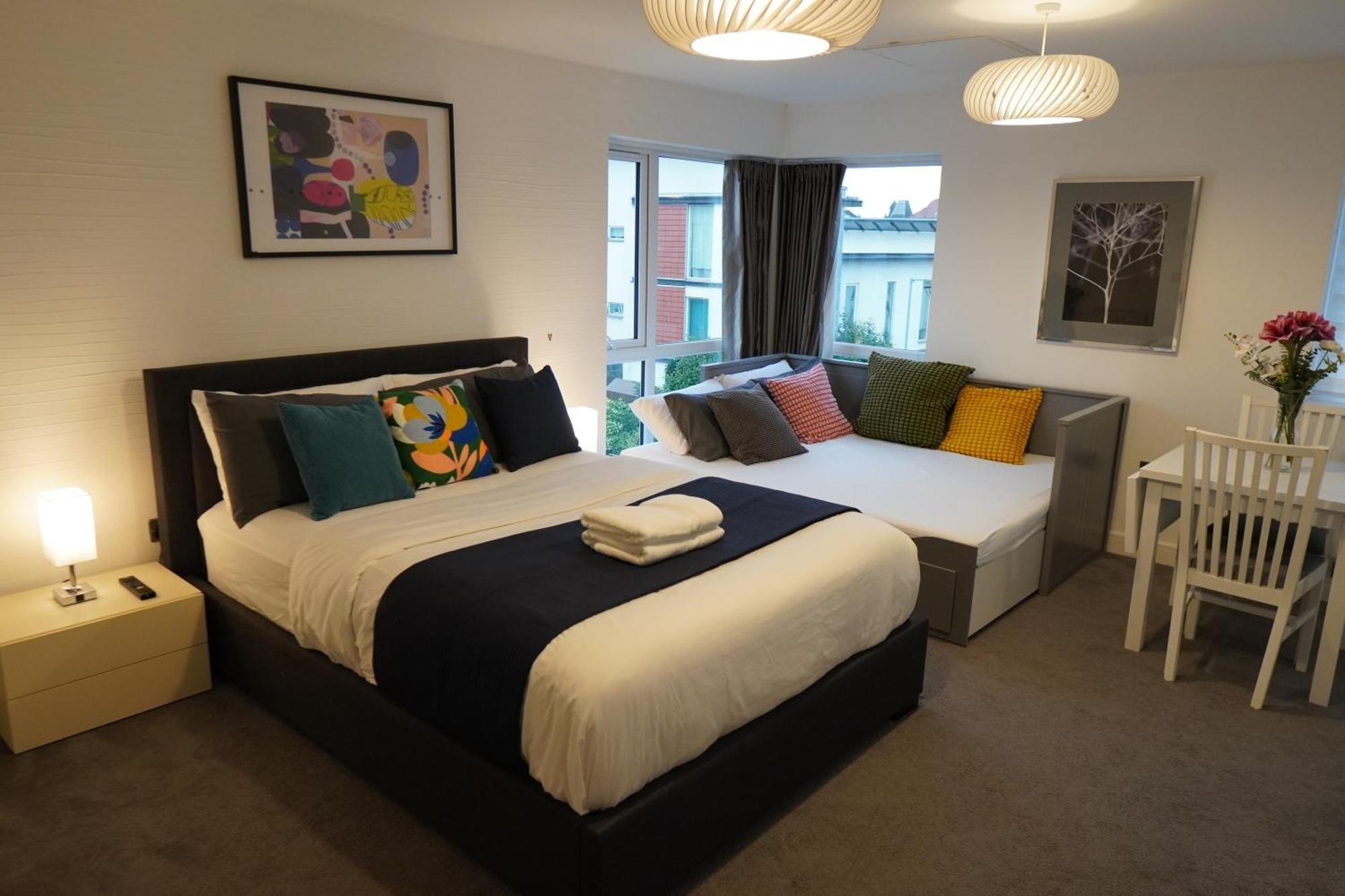 Luxury Rooms - Pick A Room - Free Parking & Kitchen Access, Near Etihad Stadium, The Coop Live & Piccadilly Station, Manchester Buitenkant foto