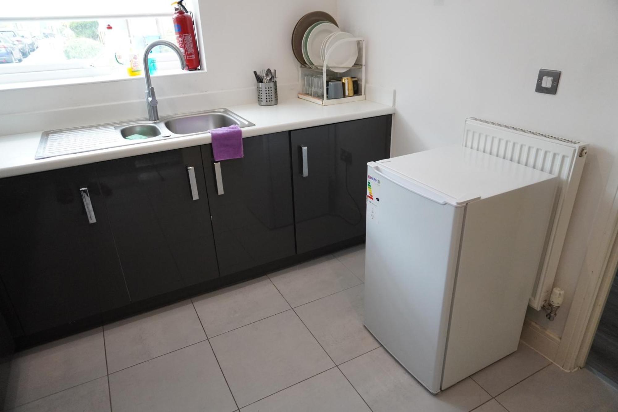 Luxury Rooms - Pick A Room - Free Parking & Kitchen Access, Near Etihad Stadium, The Coop Live & Piccadilly Station, Manchester Buitenkant foto
