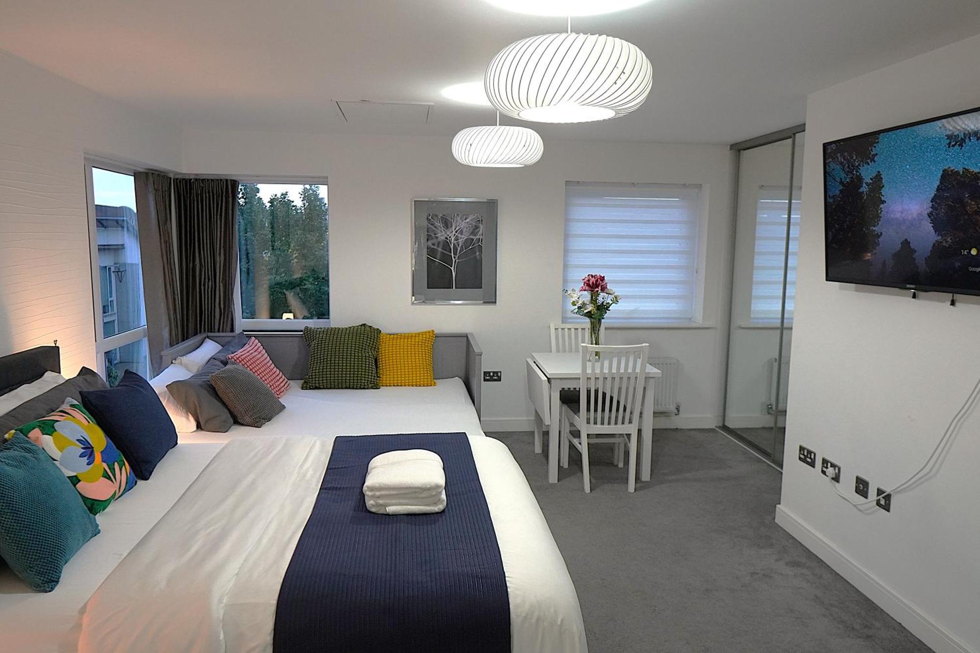 Luxury Rooms - Pick A Room - Free Parking & Kitchen Access, Near Etihad Stadium, The Coop Live & Piccadilly Station, Manchester Buitenkant foto